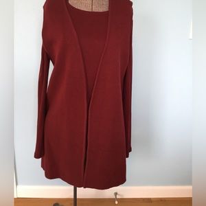 Long-ish sweater vest with maroon monochromatic tee to match